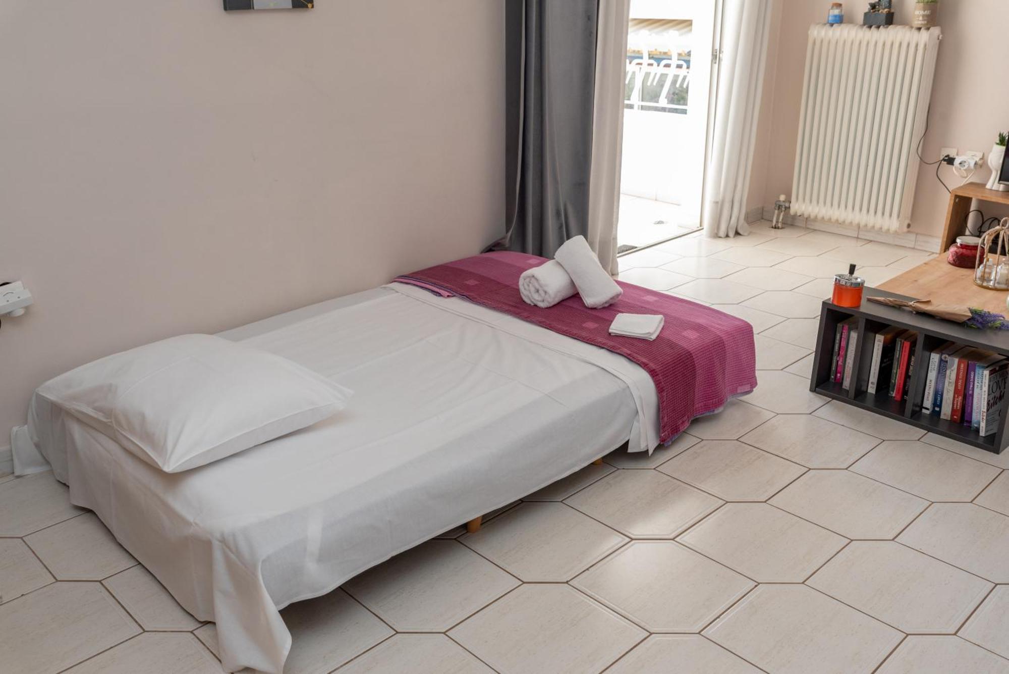 Bluehouse Apartment Porto Rafti Bagian luar foto